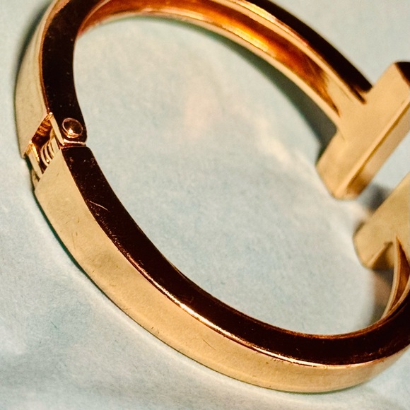 Tiffany Style/Double T Hinged Gold Bracelet - Picture 4 of 5